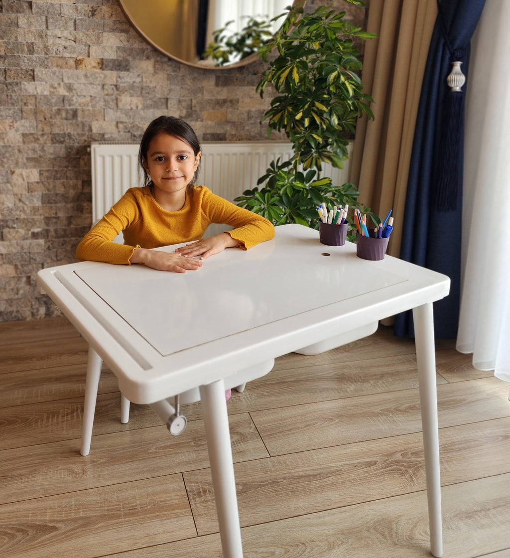 Beyaz Renkli Montessori Ahşap Aktivite Masası - Huş Ağacı