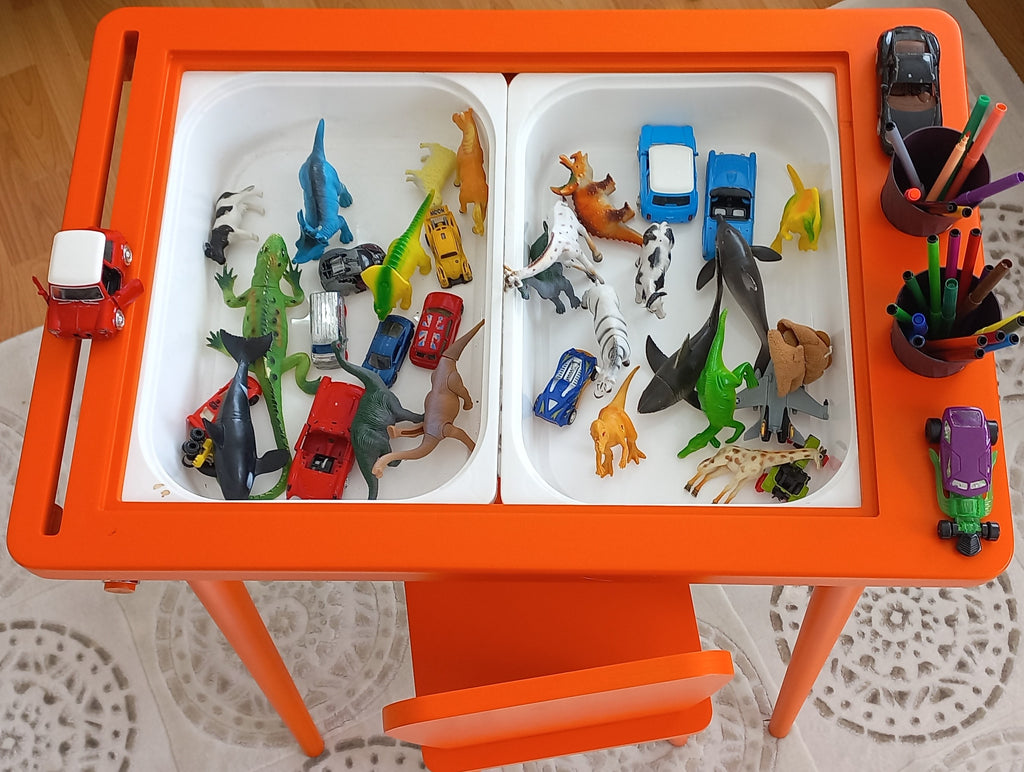 Turuncu Renkli Montessori Ahşap Aktivite Masası - Huş Ağacı