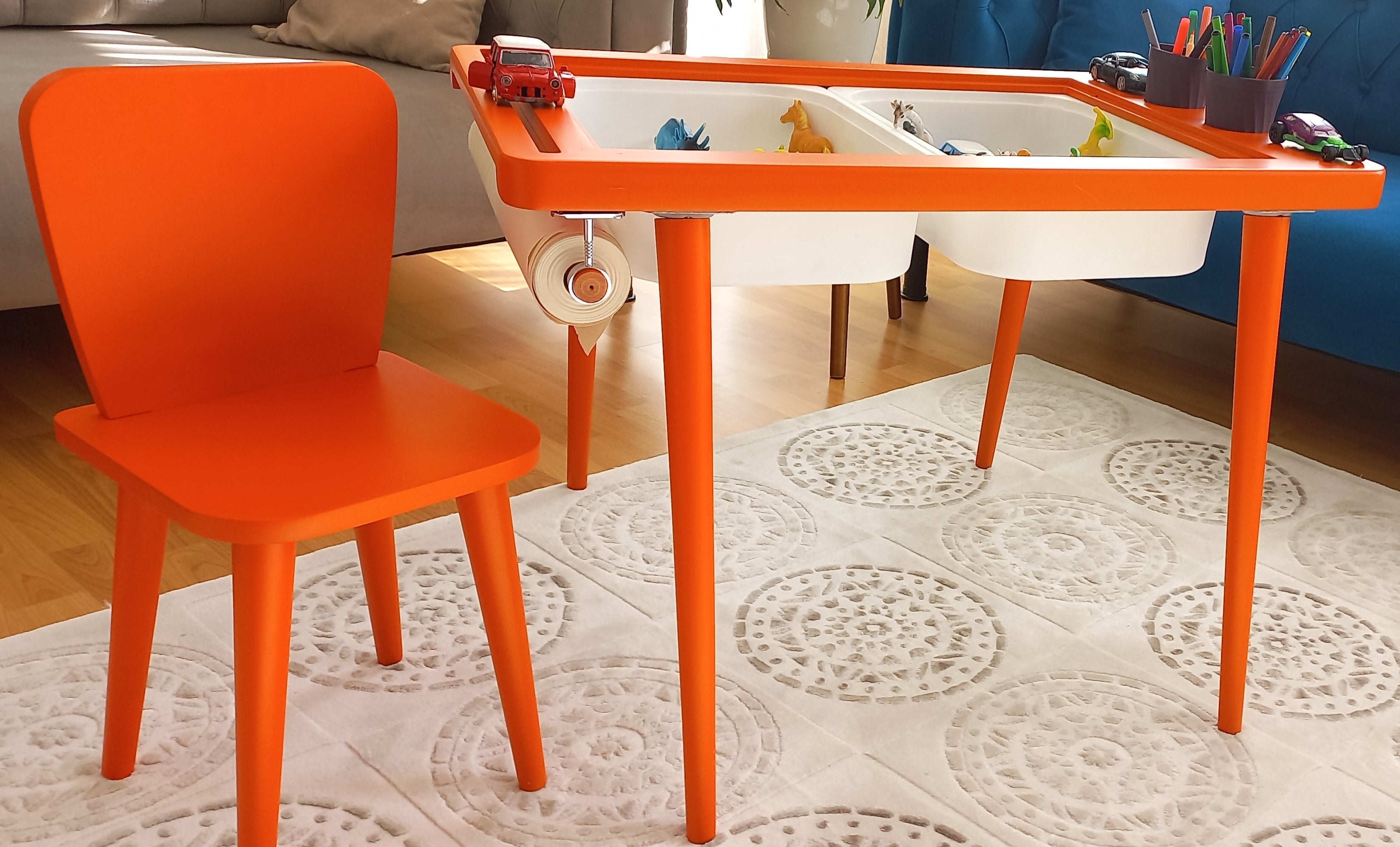 Turuncu Renkli Montessori Ahşap Aktivite Masası - Huş Ağacı