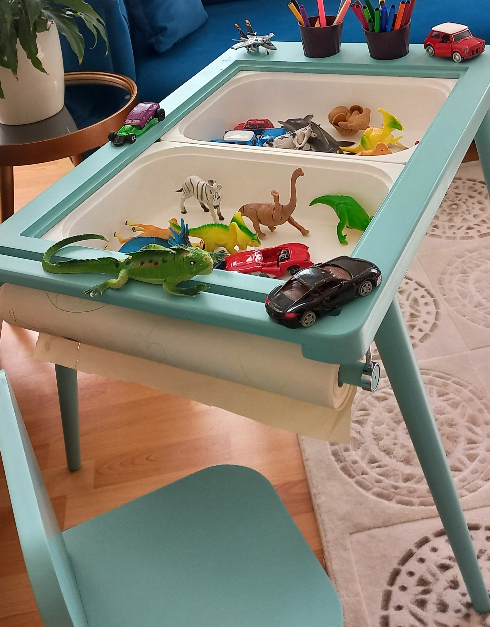 Turkuaz Renkli Montessori Ahşap Aktivite Masası - Huş Ağacı